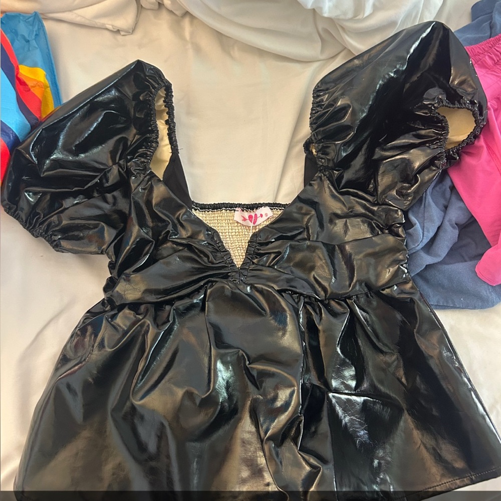 Black Shiny Puff Sleeve Top